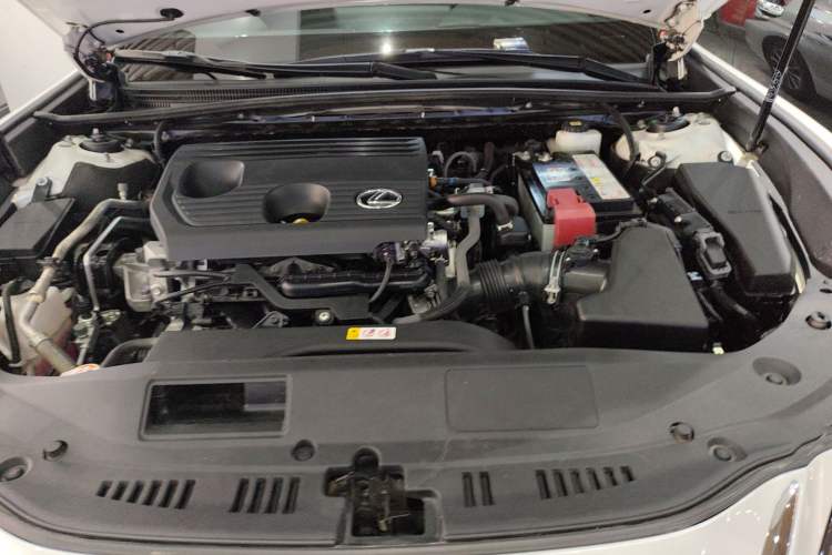 Used Lexus ES 2023 200 Excellence Edition Engine Bay