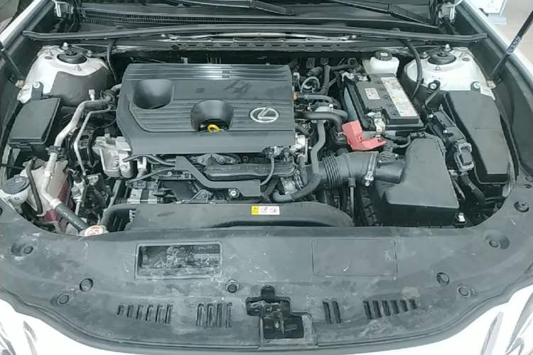 Used Lexus ES 2023 200 Excellence Edition Engine Bay