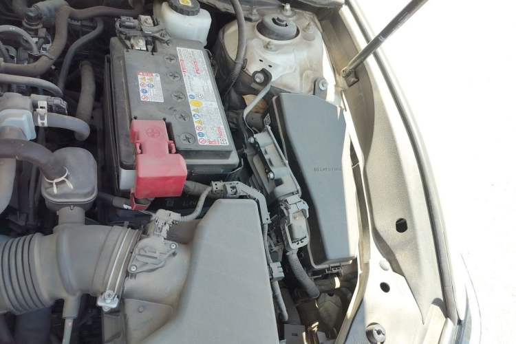 Used Lexus ES 2023 200 Excellence Edition Engine Bay Left