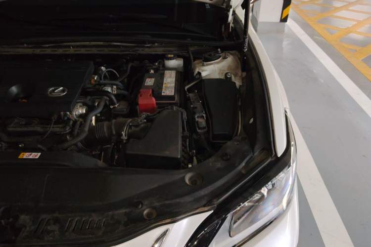 Used Lexus ES 2023 200 Excellence Edition Engine Bay Left