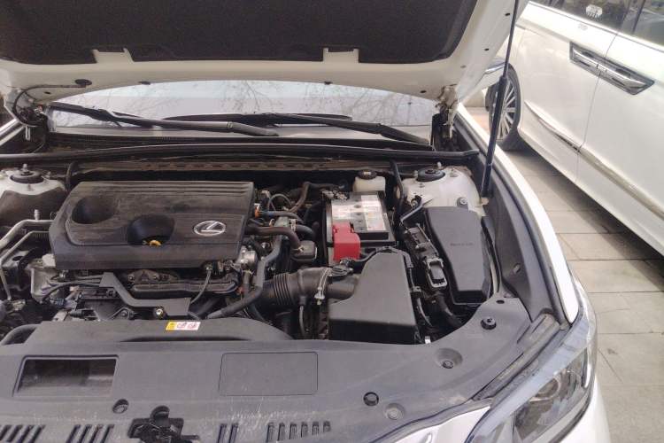 Used Lexus ES 2023 200 Excellence Edition Engine Bay Left