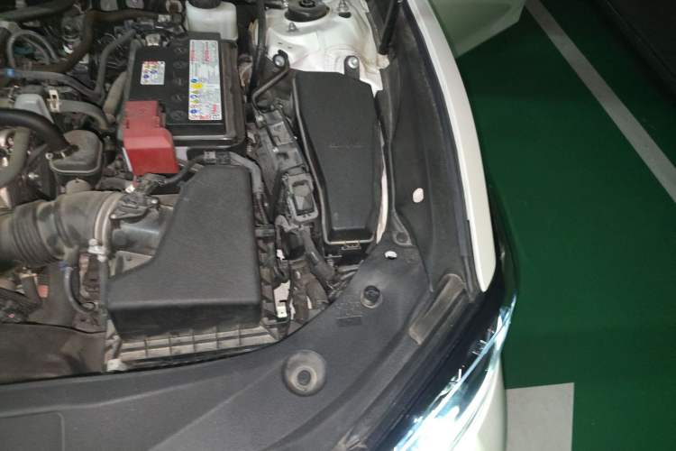 Used Lexus ES 2023 200 Excellence Edition Engine Bay Left