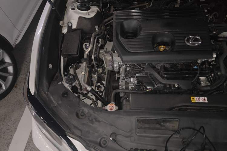 Used Lexus ES 2023 200 Excellence Edition Engine Bay Right