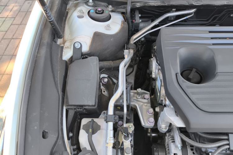 Used Lexus ES 2023 200 Excellence Edition Engine Bay Right