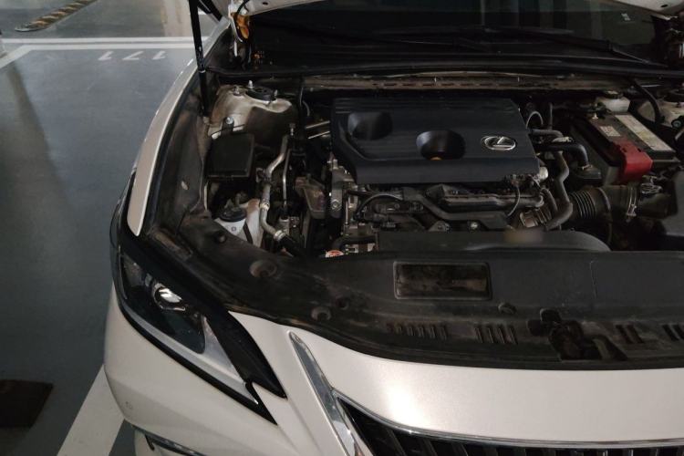 Used Lexus ES 2023 200 Excellence Edition Engine Bay Right