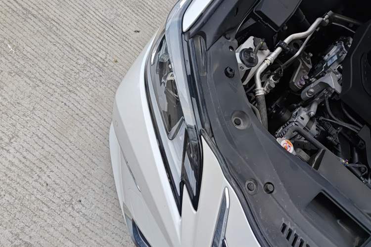 Used Lexus ES 2023 200 Excellence Edition Engine Bay Right