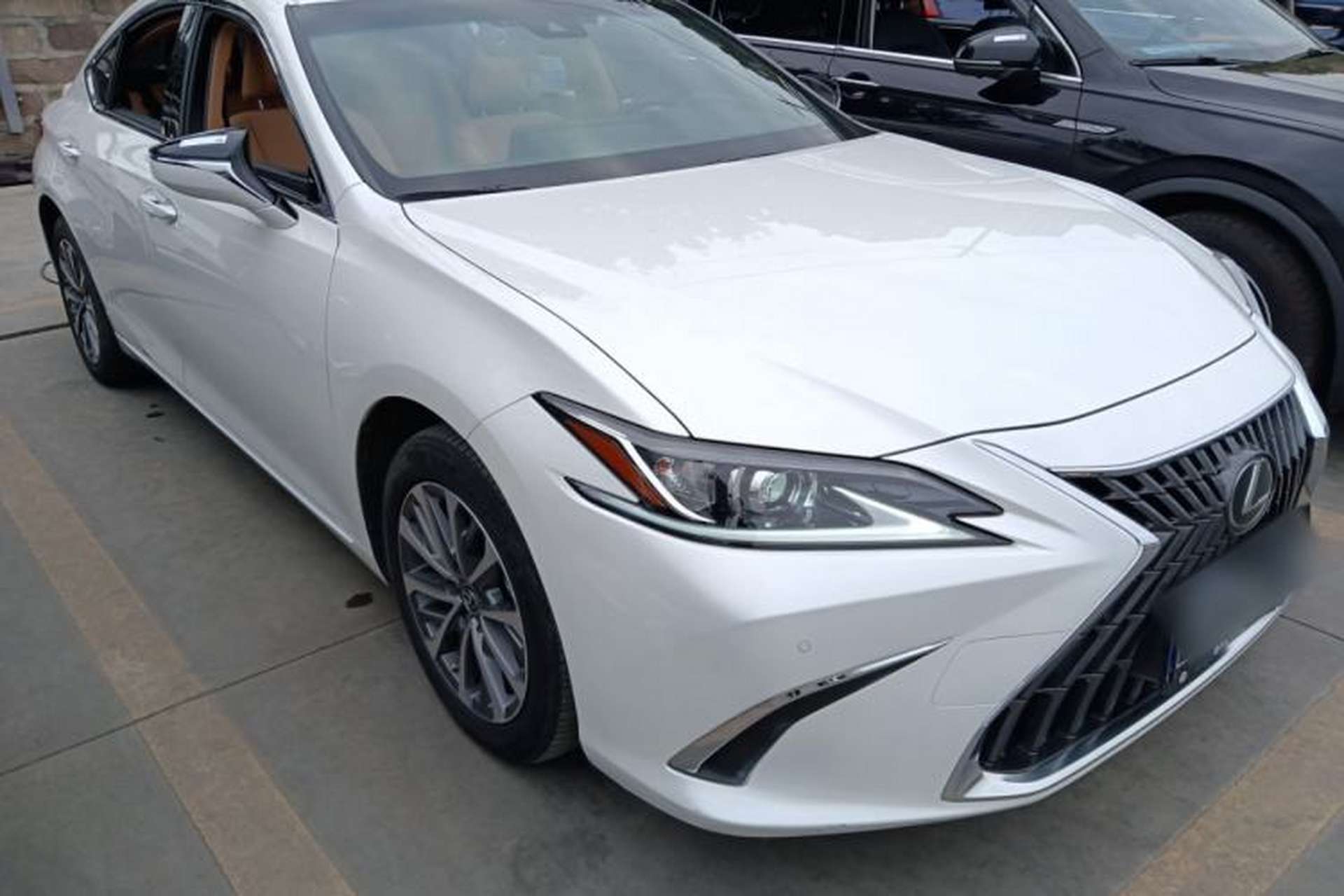 Used Lexus ES 2023 260 Excellence Edition Exterior 1
