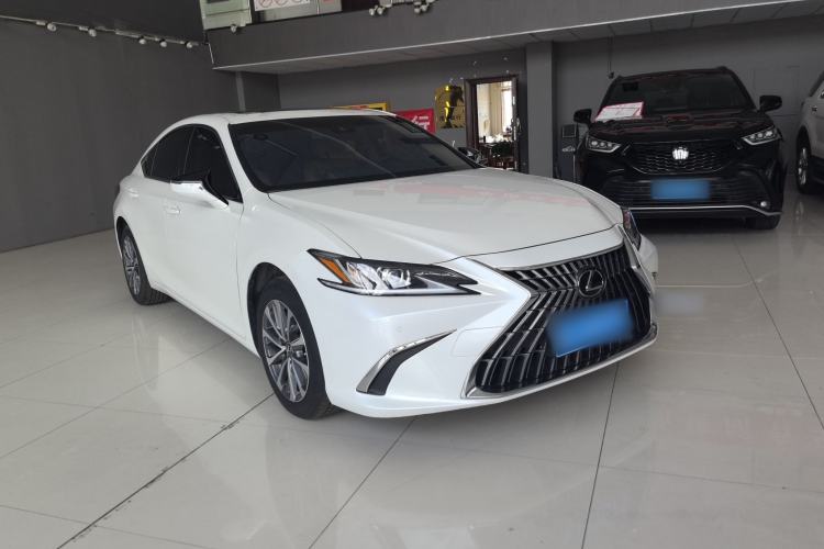 Used Lexus ES 2023 200 Excellence Edition Exterior 3