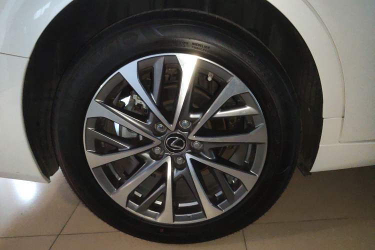 Used Lexus ES 2023 200 Excellence Edition Exterior 4