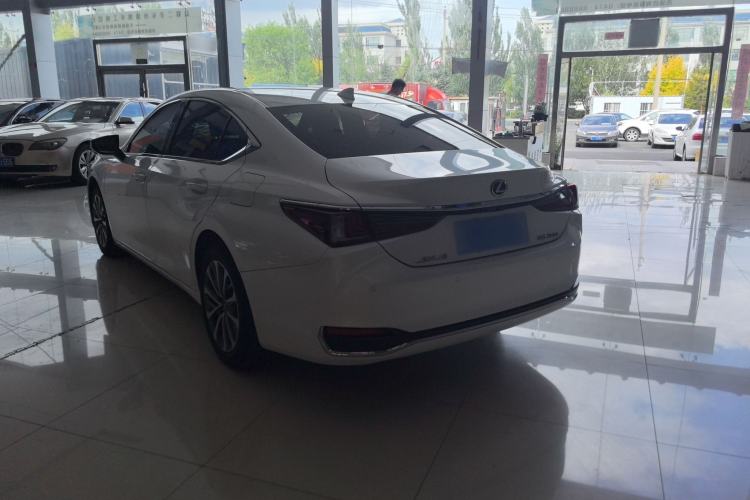 Used Lexus ES 2023 200 Excellence Edition Exterior 6