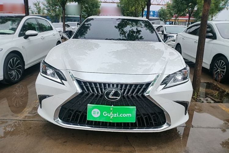 Used Lexus ES 2023 200 Excellence Edition Front