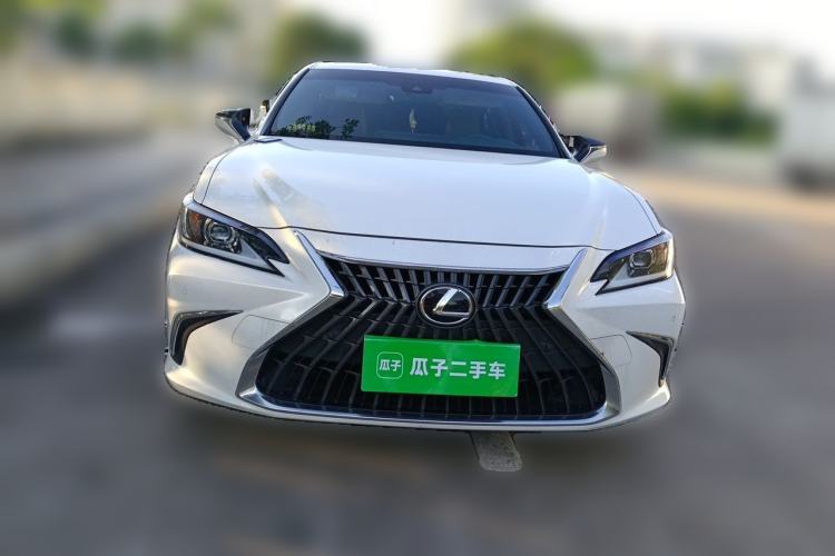 Used Lexus ES 2023 200 Excellence Edition Front