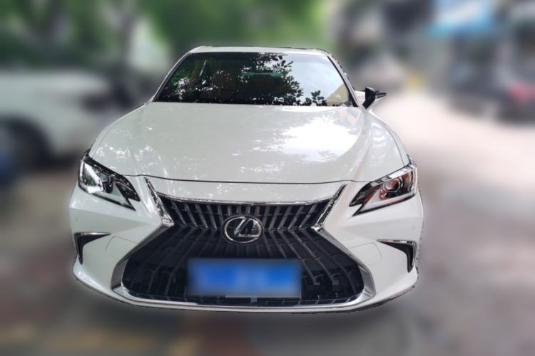 Used Lexus ES 2023 200 Excellence Edition Front