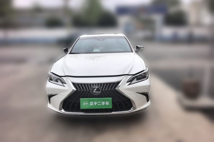 Used Lexus ES 2023 200 Excellence Edition Front