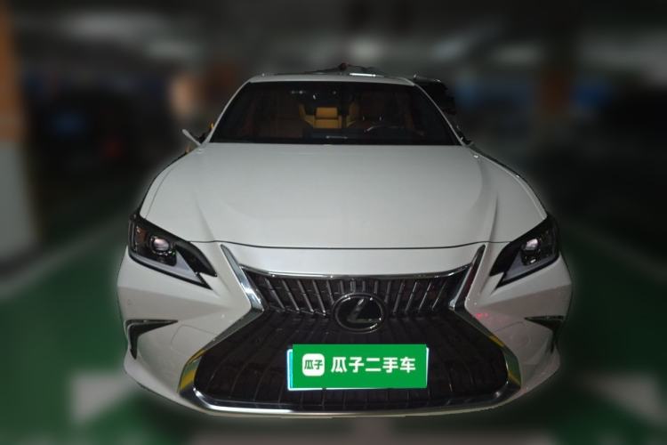 Used Lexus ES 2023 200 Excellence Edition Front