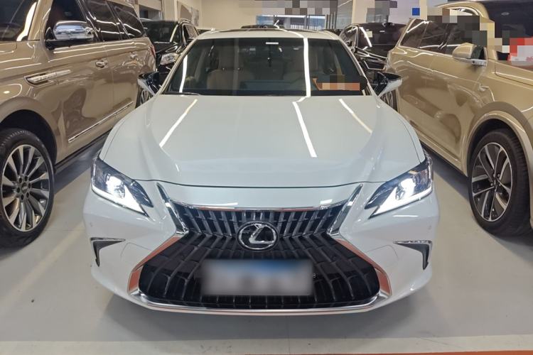 Used Lexus ES 2023 200 Excellence Edition Front