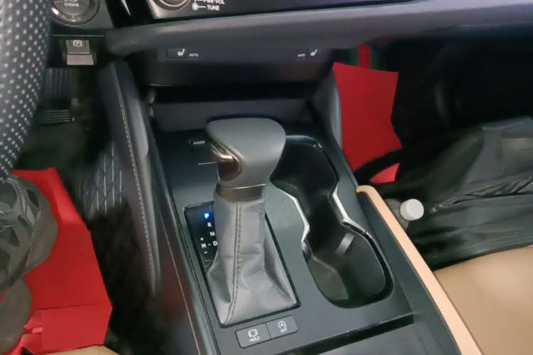Used Lexus ES 2023 200 Excellence Edition Gear Lever
