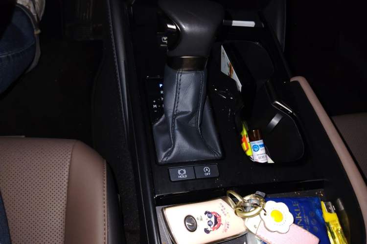 Used Lexus ES 2023 200 Excellence Edition Gear Lever