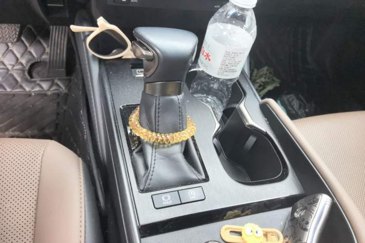 Used Lexus ES 2023 200 Excellence Edition Gear Lever