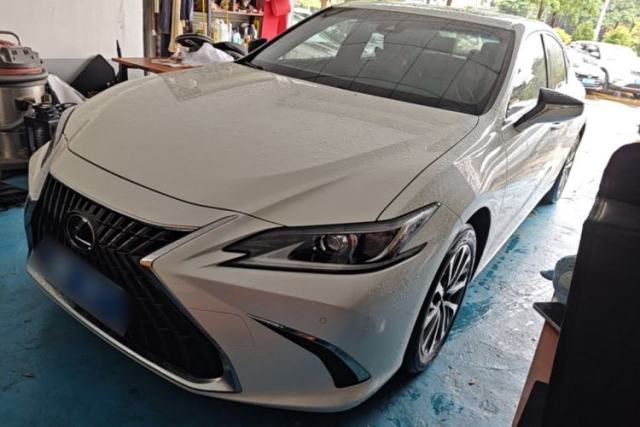 Used Lexus ES 2023 200 Excellence Edition