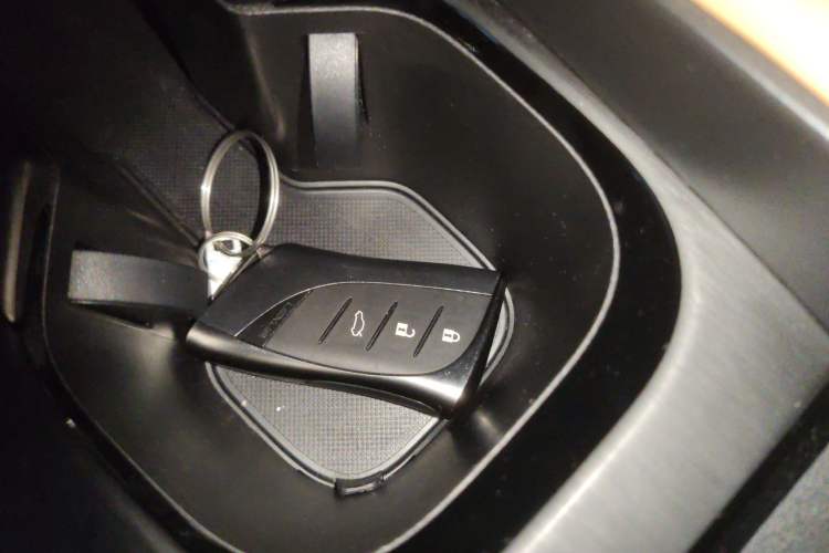 Used Lexus ES 2023 200 Excellence Edition Interior 1