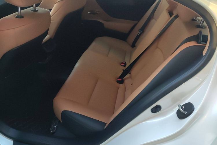 Used Lexus ES 2023 200 Excellence Edition Interior 4