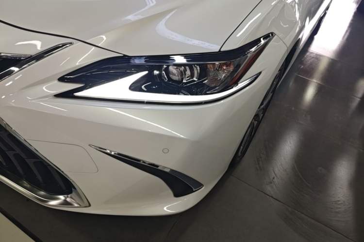 Used Lexus ES 2023 200 Excellence Edition Left Front Headlight