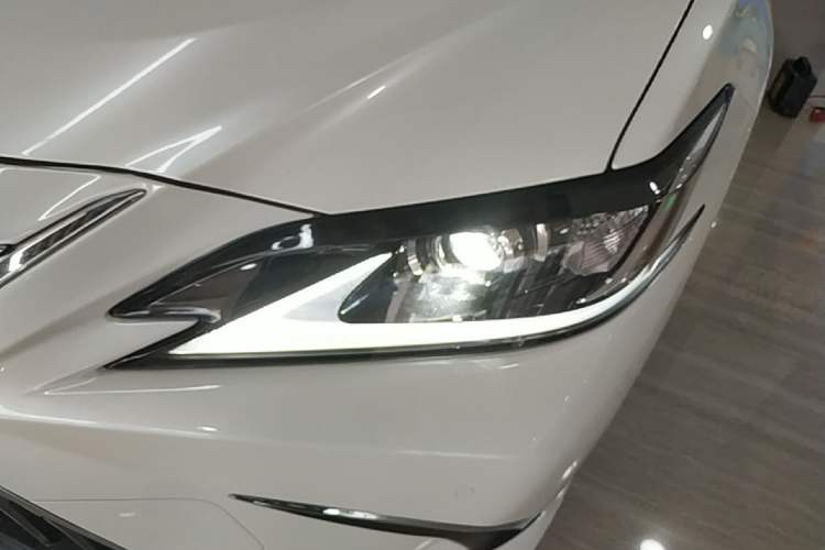 Used Lexus ES 2023 200 Excellence Edition Left Front Headlight