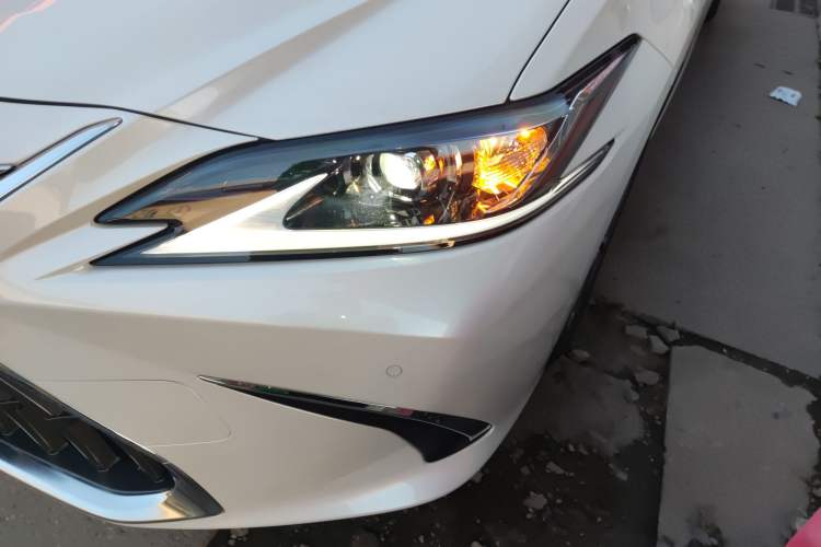 Used Lexus ES 2023 200 Excellence Edition Left Front Headlight