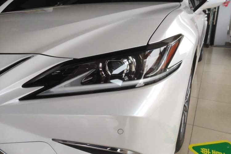 Used Lexus ES 2023 200 Excellence Edition Left Front Headlight