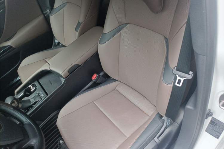Used Lexus ES 2023 200 Excellence Edition Left Front Seat