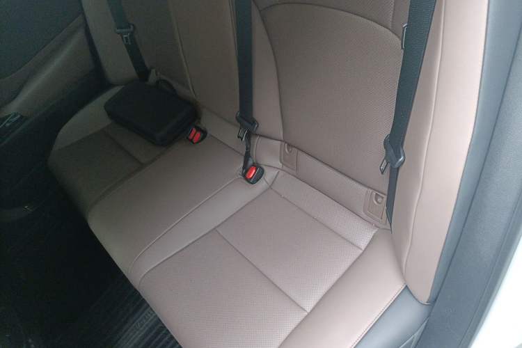 Used Lexus ES 2023 200 Excellence Edition Left Rear Seat