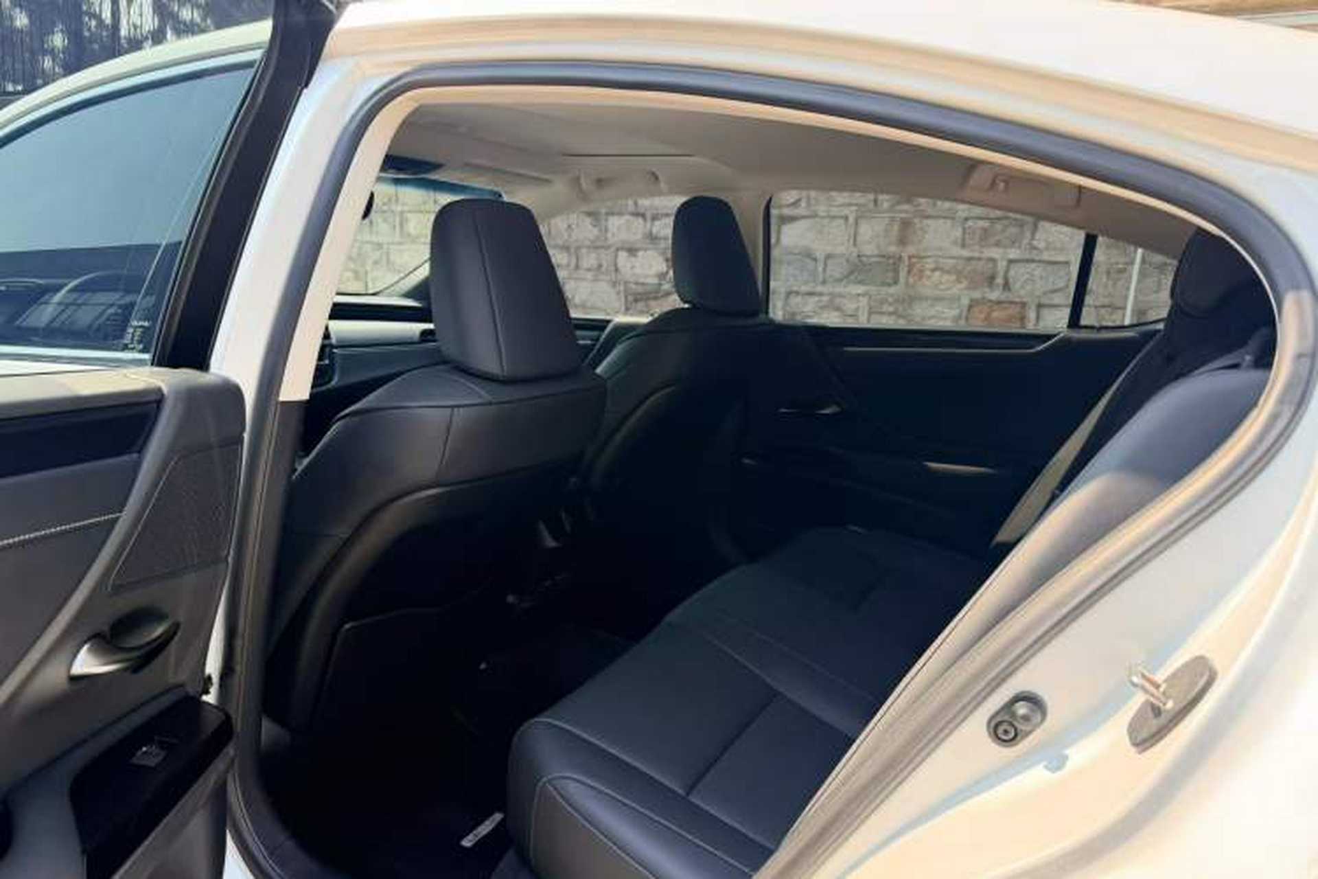 Used Lexus ES 2023 200 Excellence Edition Left Rear Seat