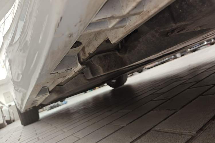 Used Lexus ES 2023 200 Excellence Edition Left Side Sill