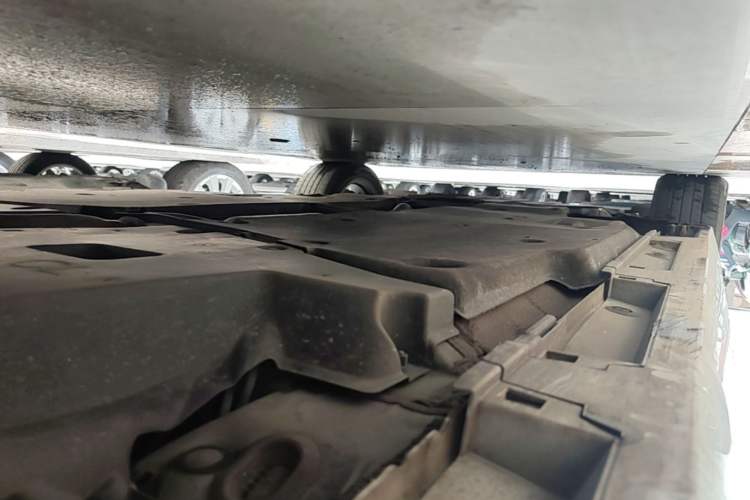 Used Lexus ES 2023 200 Excellence Edition Left Side Sill