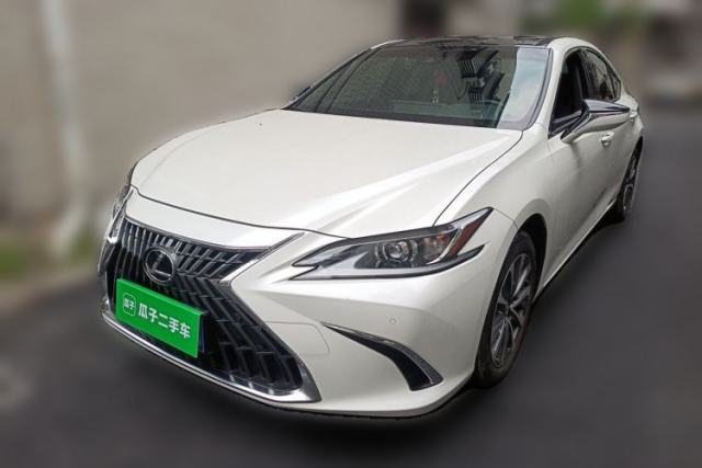 Used Lexus ES 2023 200 Excellence Edition