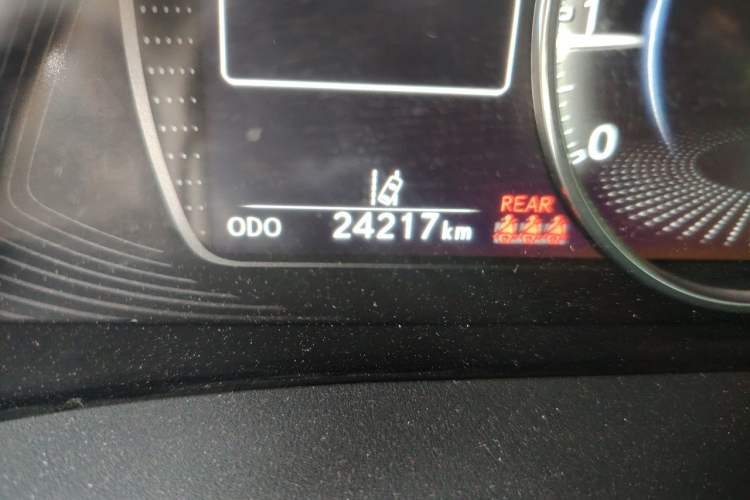 Used Lexus ES 2023 200 Excellence Edition Odometer Close Up