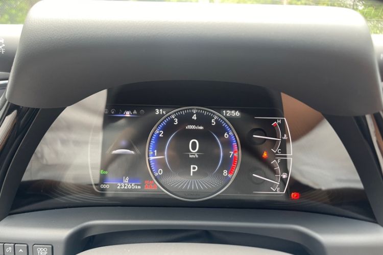Used Lexus ES 2023 200 Excellence Edition Odometer Close Up