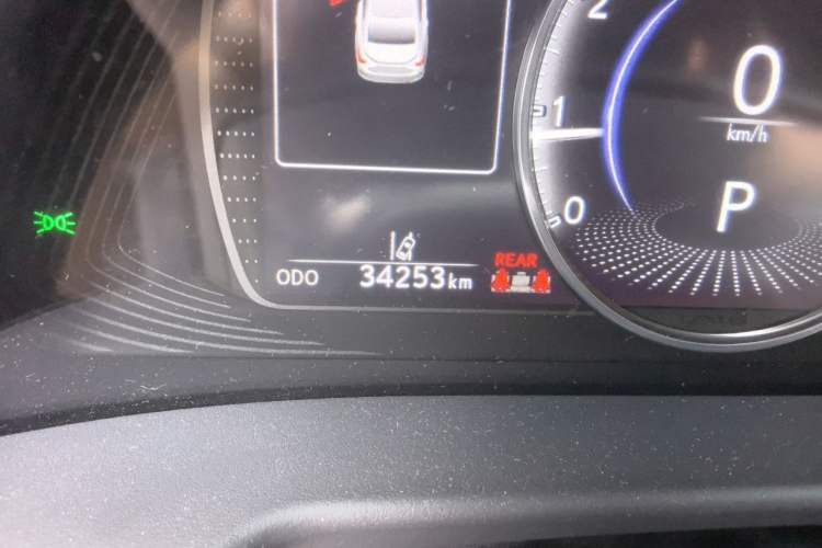Used Lexus ES 2023 200 Excellence Edition Odometer Close Up