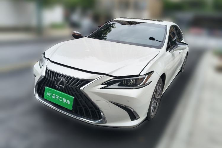 Used Lexus ES 2023 200 Excellence Edition Guazi used car, China used car export, Used car for sale, Used cars, Cheapest cars for sale
