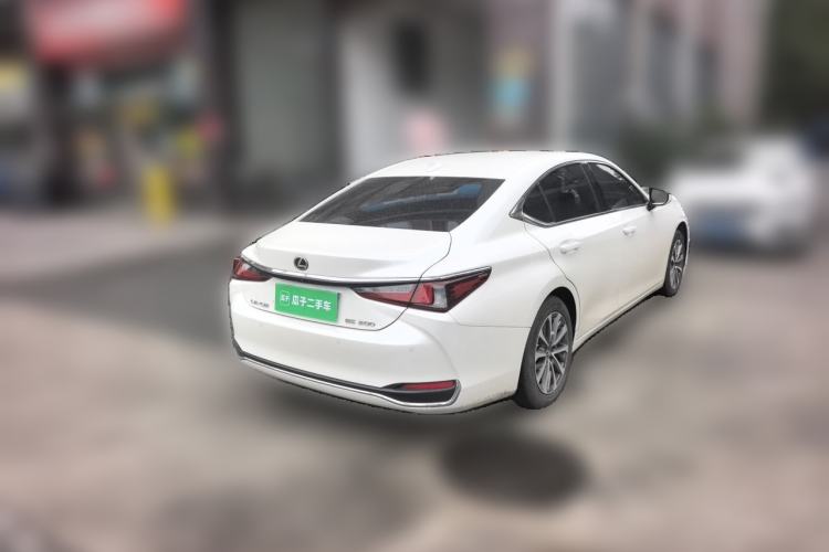 Used Lexus ES 2023 200 Excellence Edition Rear Right 45 Deg