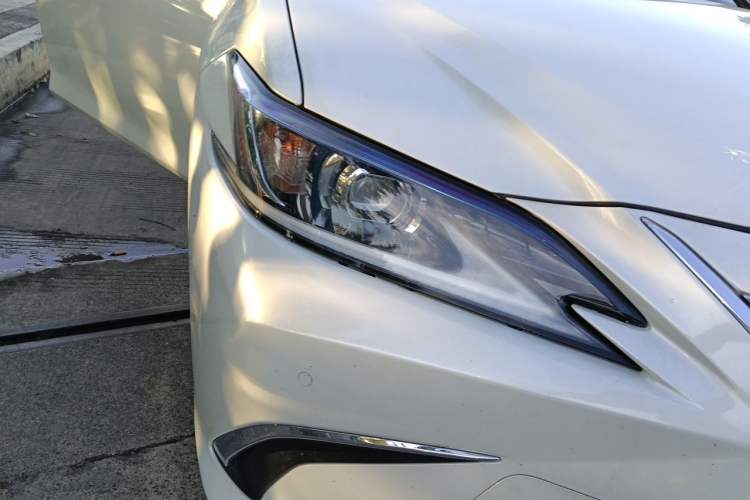Used Lexus ES 2023 200 Excellence Edition Right Front Headlight