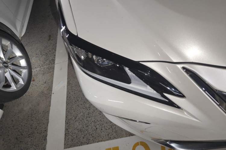 Used Lexus ES 2023 200 Excellence Edition Right Front Headlight