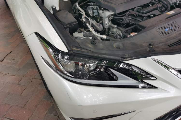 Used Lexus ES 2023 200 Excellence Edition Right Front Headlight