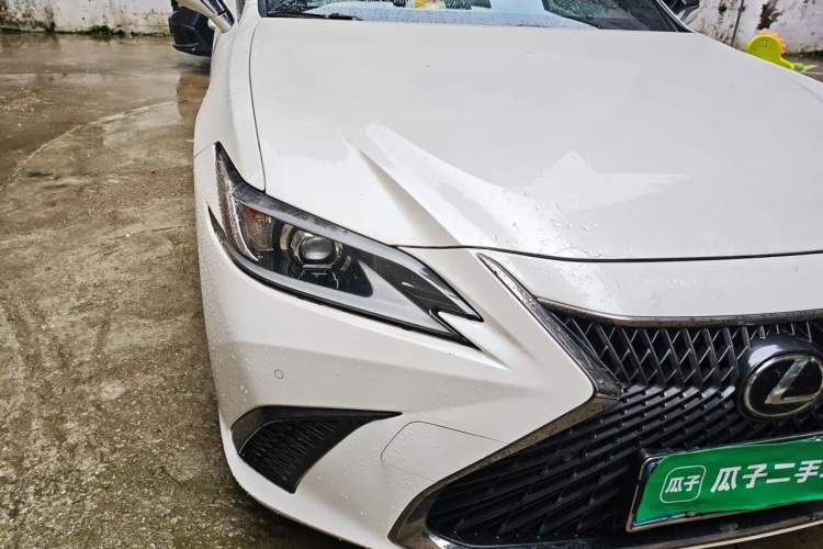 Used Lexus ES 2023 260 Excellence Edition Right Front Headlight