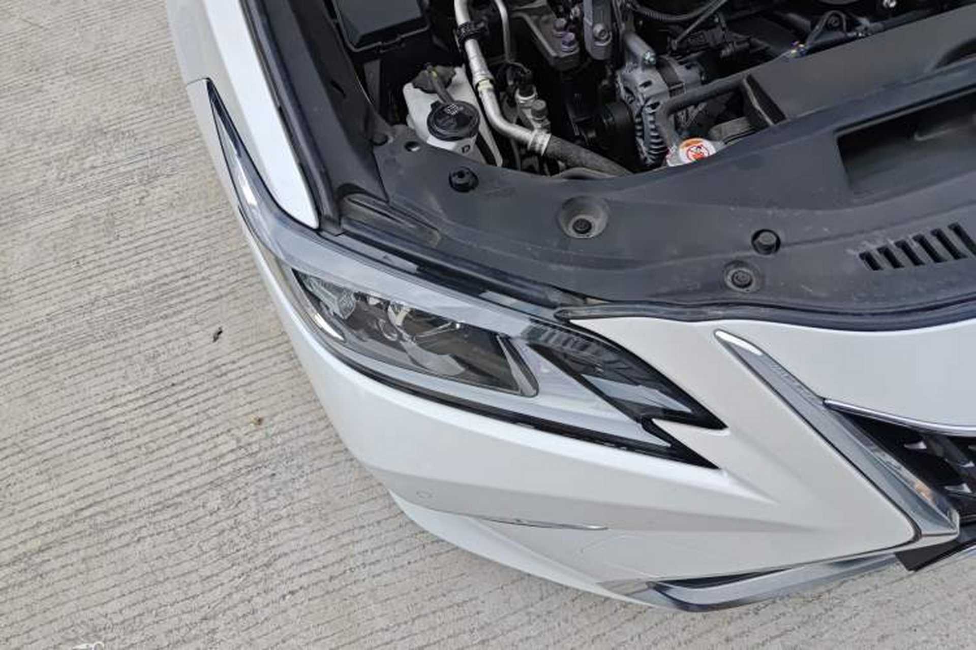 Used Lexus ES 2023 200 Excellence Edition Right Front Headlight