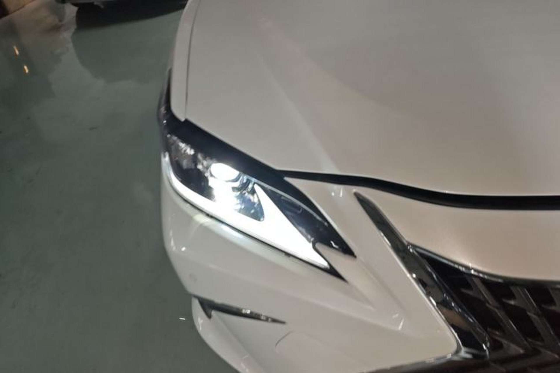Used Lexus ES 2023 200 Luxury Edition Right Front Headlight