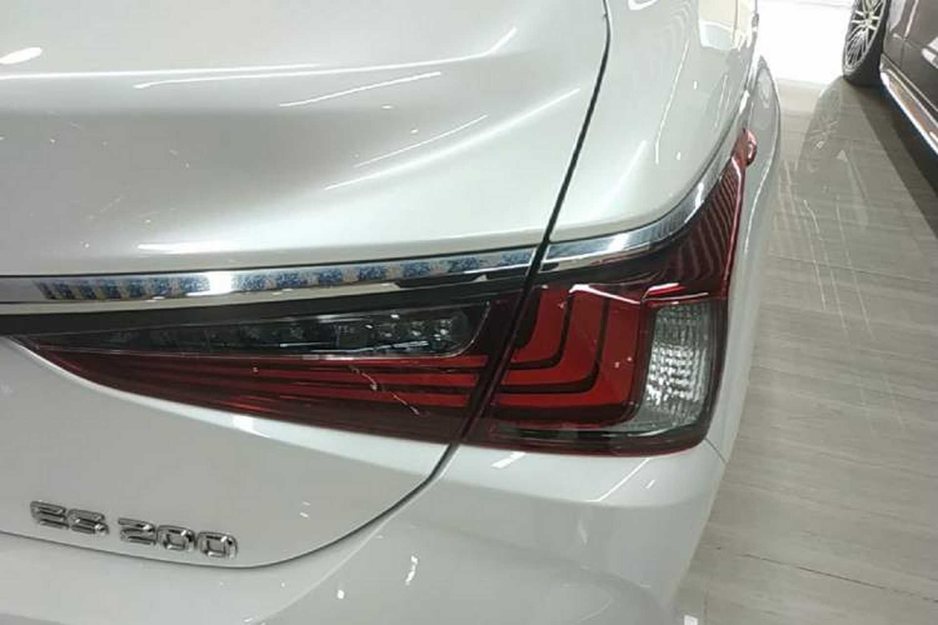 Used Lexus ES 2023 200 Excellence Edition Right Rear Taillight