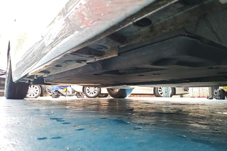 Used Lexus ES 2023 200 Excellence Edition Right Side Sill