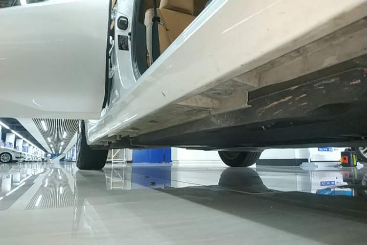 Used Lexus ES 2023 200 Excellence Edition Right Side Sill